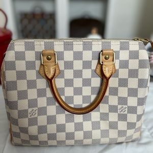 Speedy 25 good used condition, 100 percent authentic